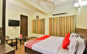 Hotel Rainbow Vadodara